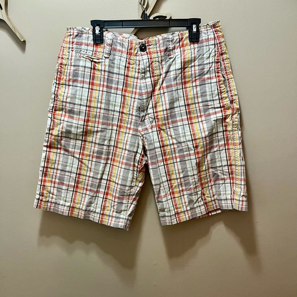 American Eagle Outfitters Other - American Eagle Men’s Plaid Shorts Size 33